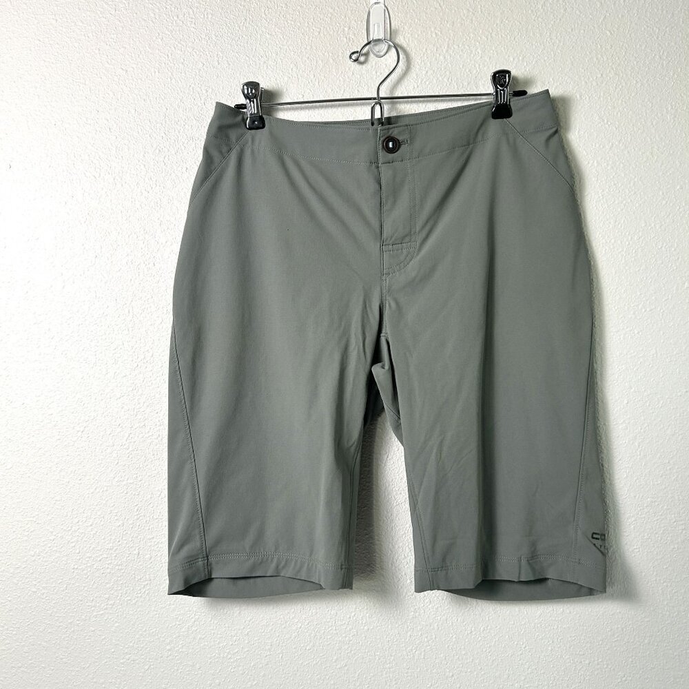 Co Op Cycles Shorts Womens Size 8 Green Bermuda Nylon Stretch Athletic